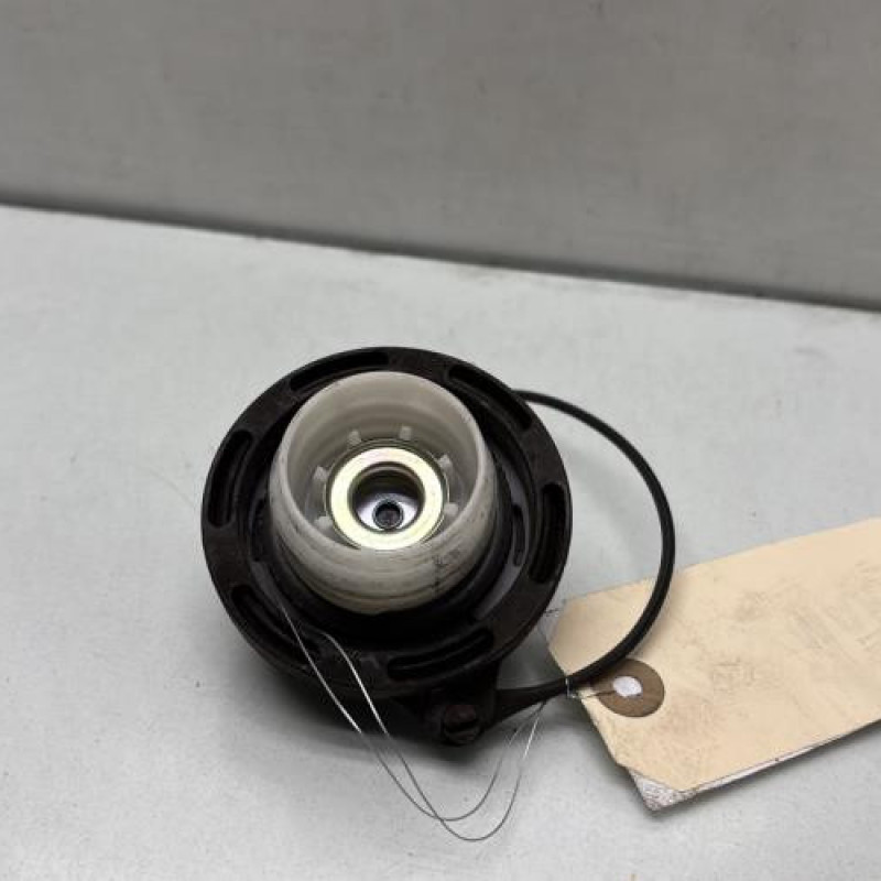 Bouchon de carburant HYUNDAI KONA Photo n°2