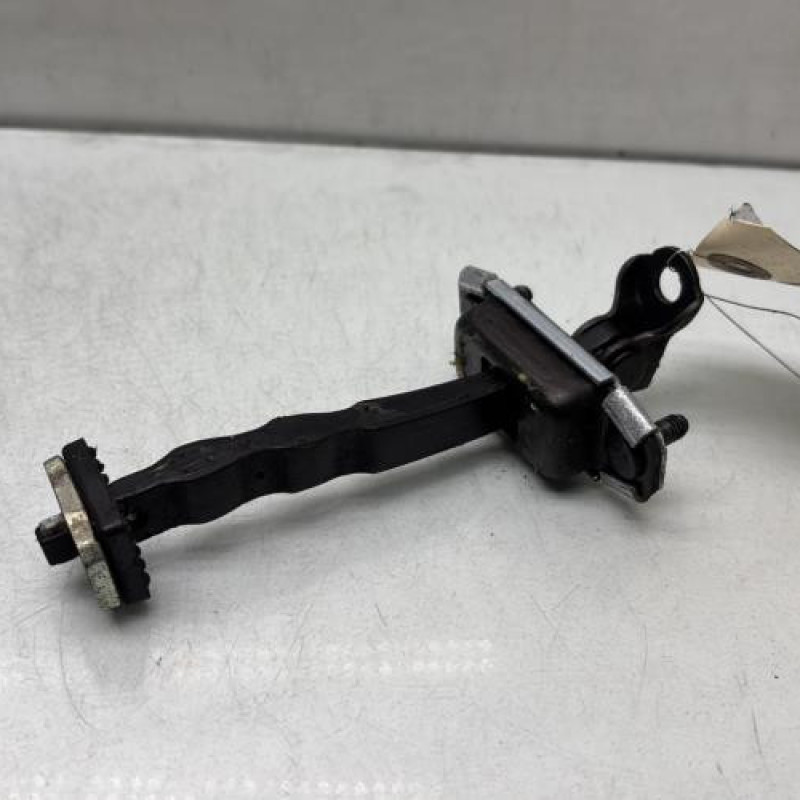 Arret de porte avant droit HYUNDAI KONA Photo n°2