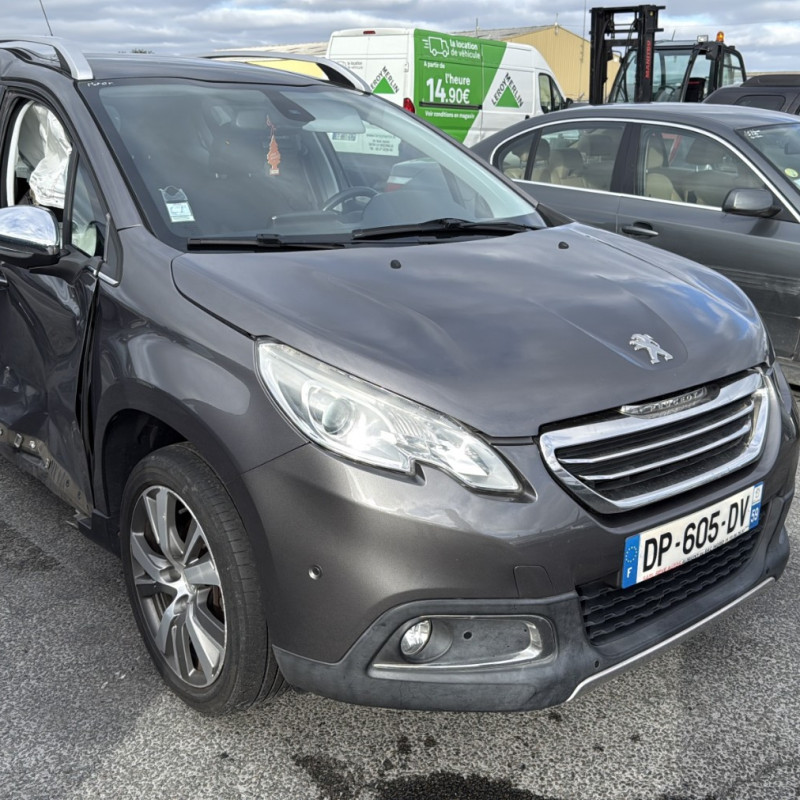 PEUGEOT 2008 1 PHASE 1 1.6 HDI - 8V TURBO Photo n°2