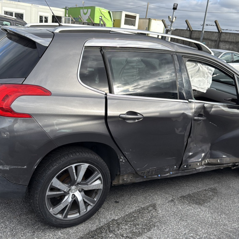 PEUGEOT 2008 1 PHASE 1 1.6 HDI - 8V TURBO Photo n°6