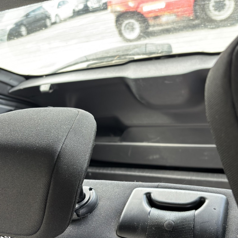 OPEL CORSA F PHASE 1 1.2i - 12V Photo n°13