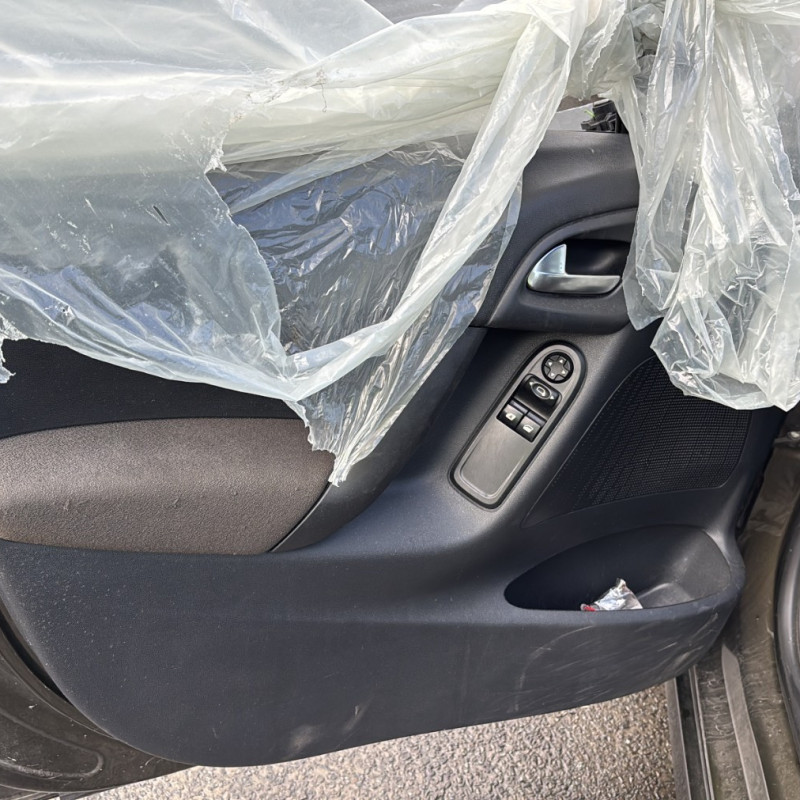 CITROEN C3 2 PHASE 2 1.6 HDI - 8V TURBO Photo n°10