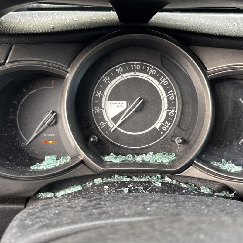 CITROEN C3 2 PHASE 2 1.6 HDI - 8V TURBO Photo n°20