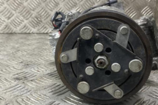 Compresseur clim RENAULT SCENIC 4