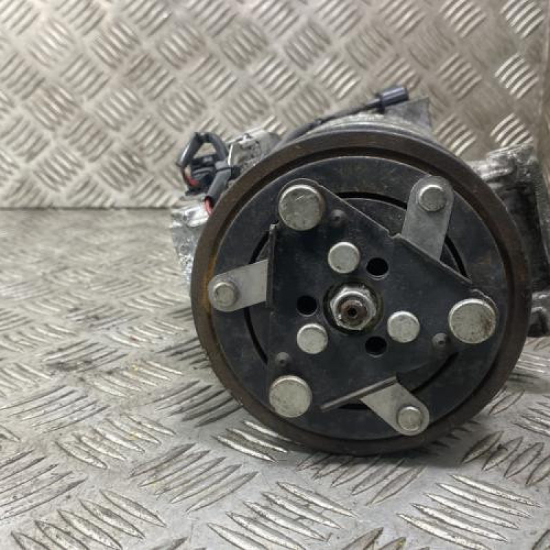 Compresseur clim RENAULT SCENIC 4 Photo n°4