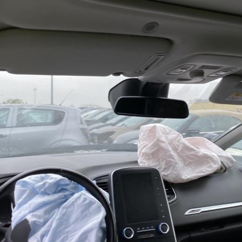 Compresseur clim RENAULT SCENIC 4 Photo n°18