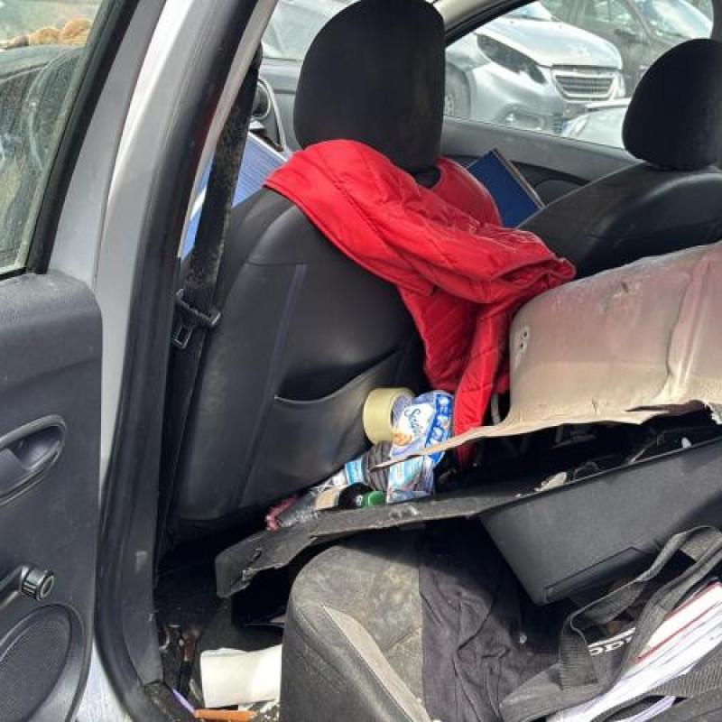 Compresseur clim DACIA SANDERO 2 Photo n°14