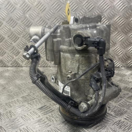 Compresseur clim OPEL ZAFIRA TOURER C Photo n°1