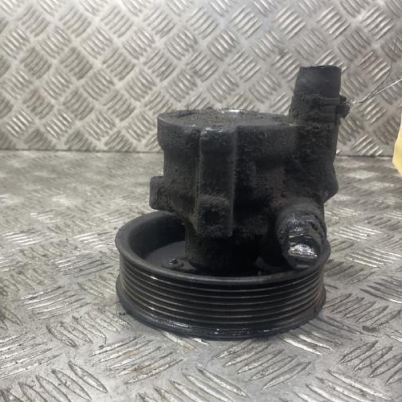 Pompe de direction NISSAN PRIMASTAR 1 Photo n°1