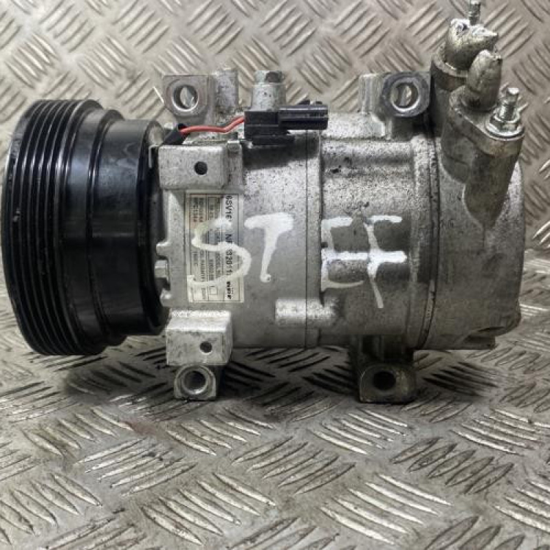 Compresseur clim NISSAN QASHQAI 1 Photo n°1