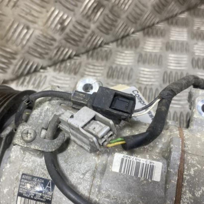 Compresseur clim RENAULT KADJAR Photo n°3