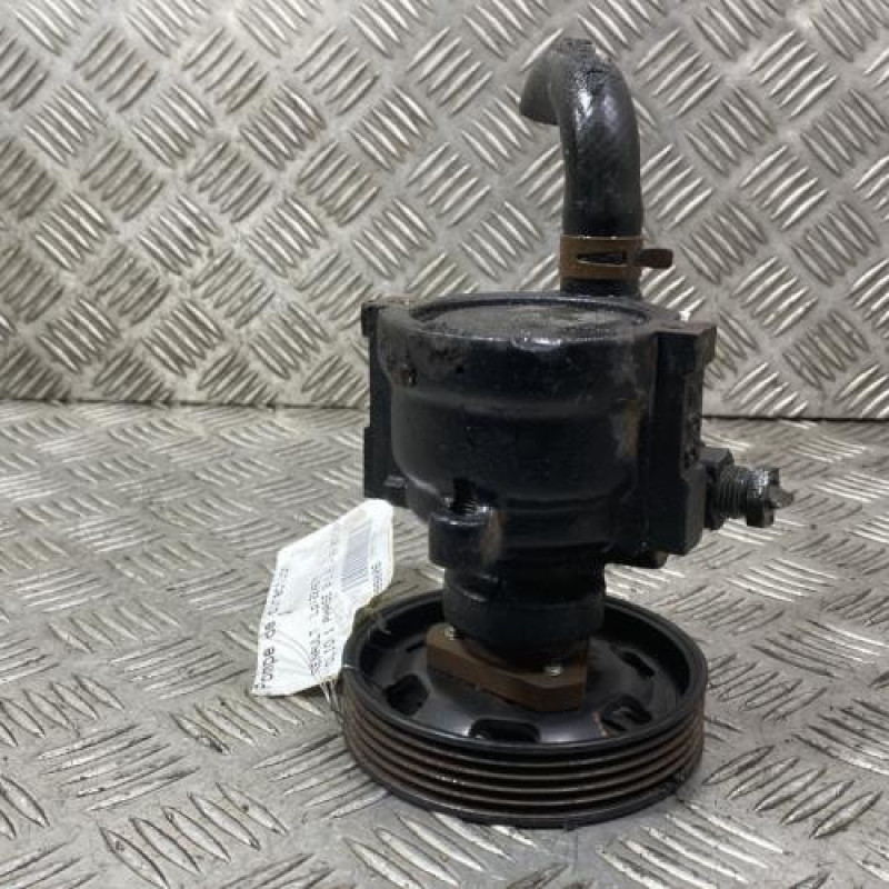 Pompe de direction RENAULT CLIO 1 Photo n°1