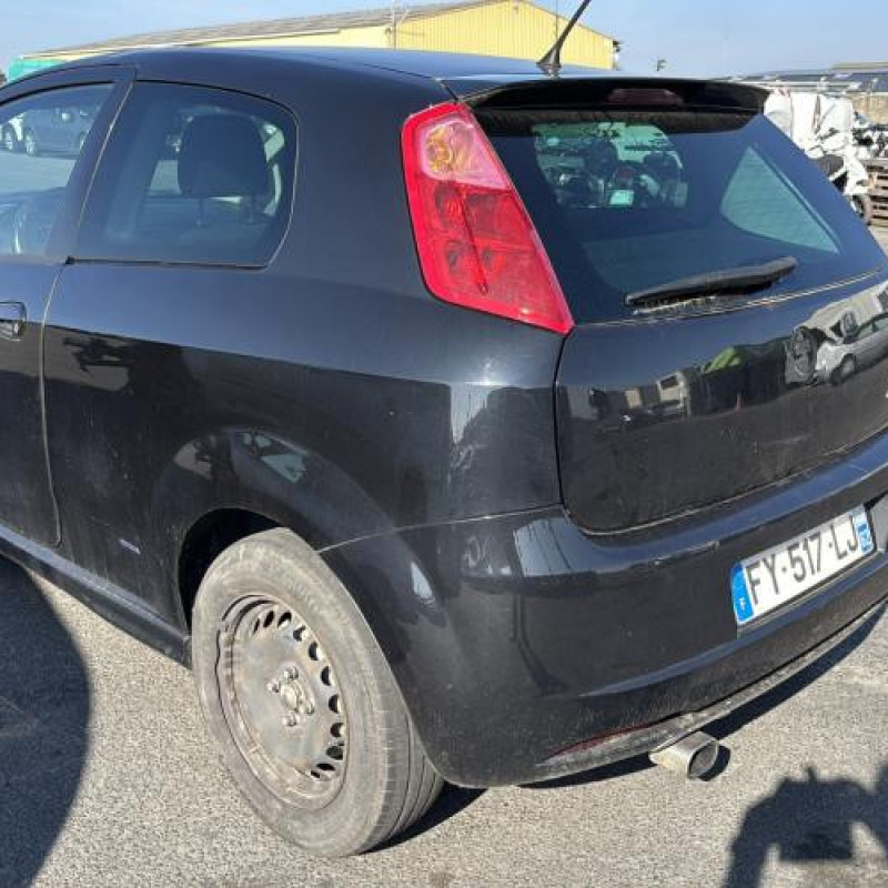 Alternateur FIAT GRANDE PUNTO Photo n°8