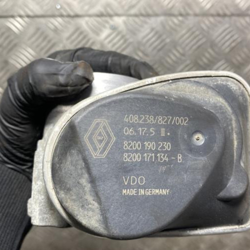 Boitier papillon RENAULT SCENIC 2 Photo n°5