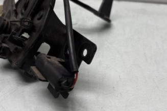 Fermeture de capot HYUNDAI KONA