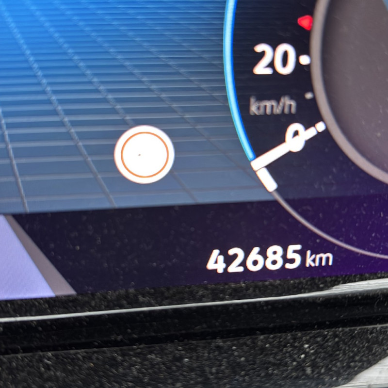 VOLKSWAGEN GOLF 8 PHASE 1 1.0 TSI - 12V TURBO Photo n°10