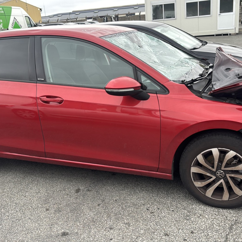 VOLKSWAGEN GOLF 8 PHASE 1 1.0 TSI - 12V TURBO Photo n°17