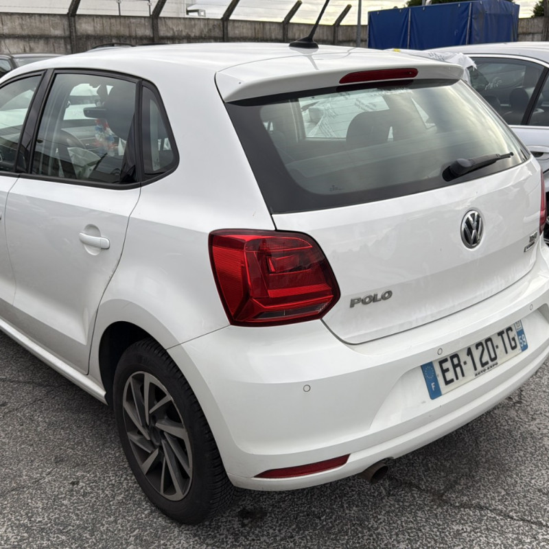 VOLKSWAGEN POLO 5 PHASE 2 1.2 TSI - 16V TURBO Photo n°4