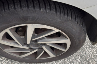 VOLKSWAGEN POLO 5 PHASE 2 1.2 TSI - 16V TURBO