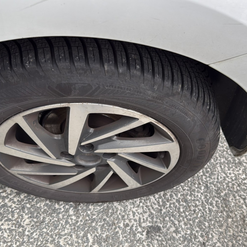 VOLKSWAGEN POLO 5 PHASE 2 1.2 TSI - 16V TURBO Photo n°14