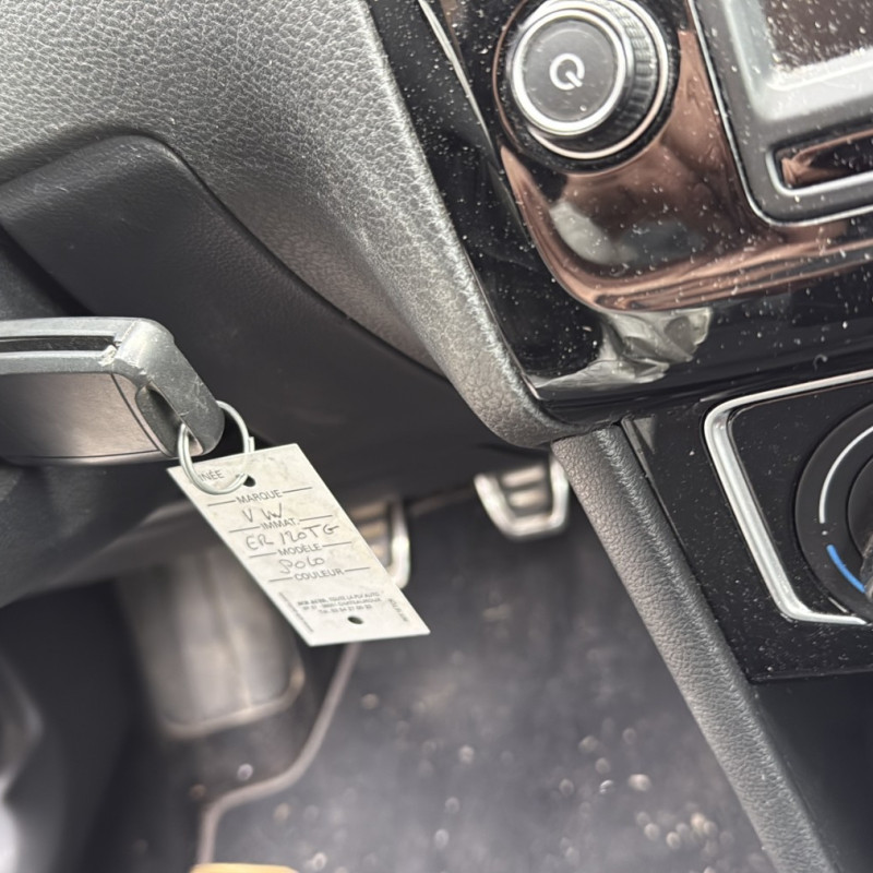 VOLKSWAGEN POLO 5 PHASE 2 1.2 TSI - 16V TURBO Photo n°19