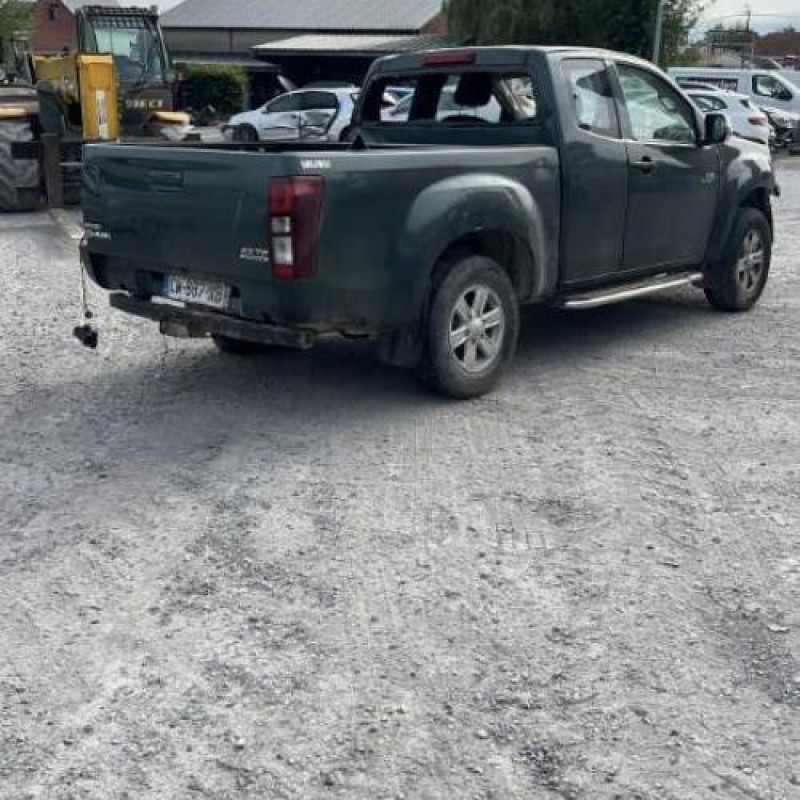 Compresseur clim ISUZU D-MAX 2 Photo n°5