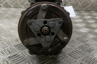 Compresseur clim PEUGEOT 508 1 Photo n°1