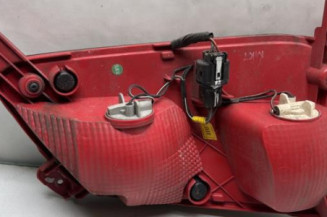 Feu de recul droit HYUNDAI KONA