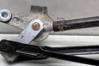 Moteur essuie glace avant HYUNDAI KONA