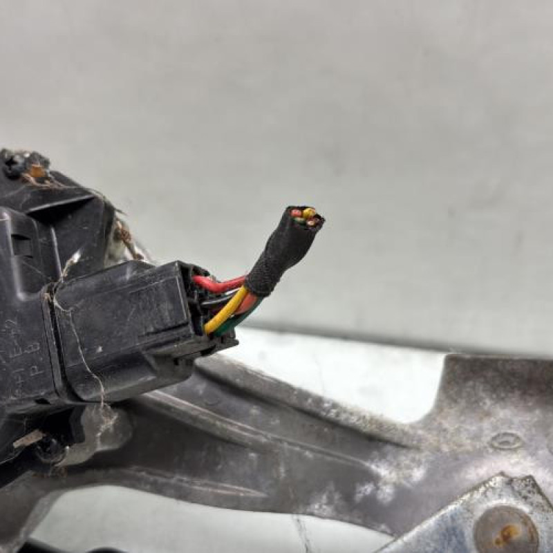 Moteur essuie glace avant HYUNDAI KONA Photo n°8