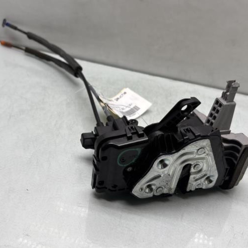 Serrure avant gauche HYUNDAI KONA Photo n°1