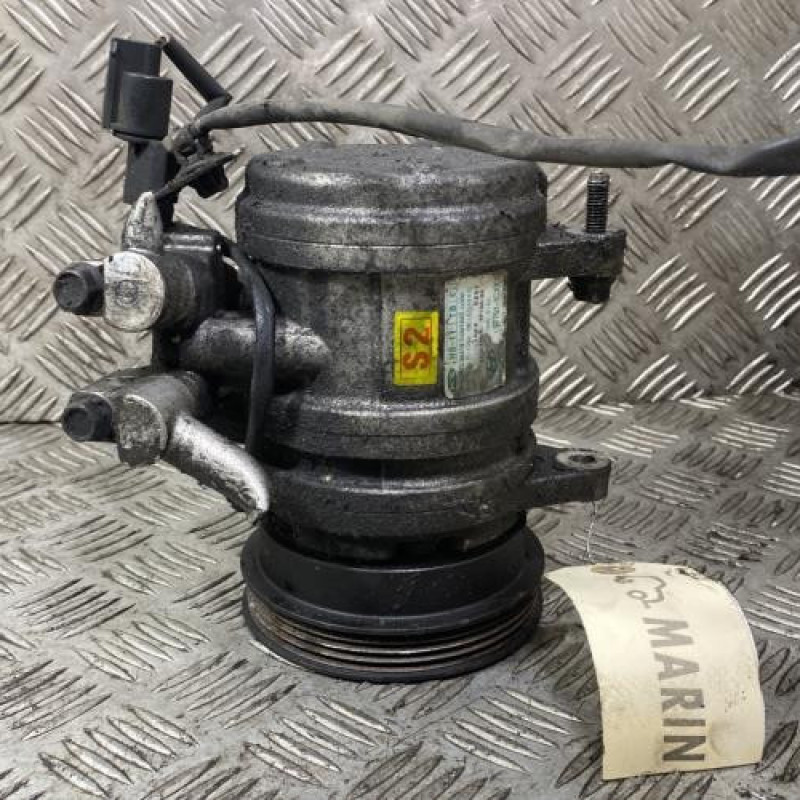 Compresseur clim HYUNDAI GETZ Photo n°1