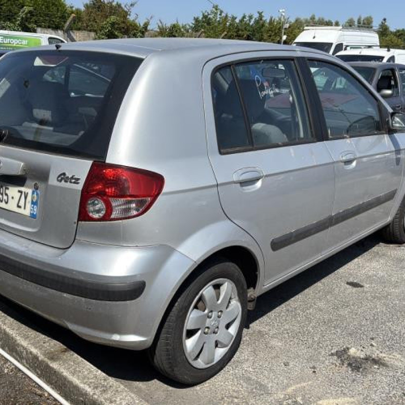 Compresseur clim HYUNDAI GETZ Photo n°7