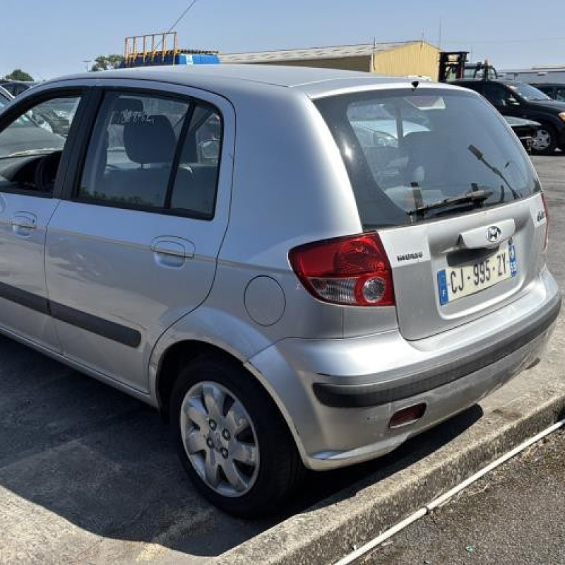 Compresseur clim HYUNDAI GETZ Photo n°8