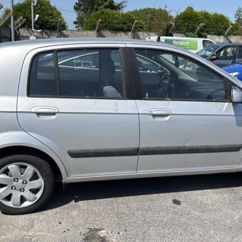 Compresseur clim HYUNDAI GETZ Photo n°11