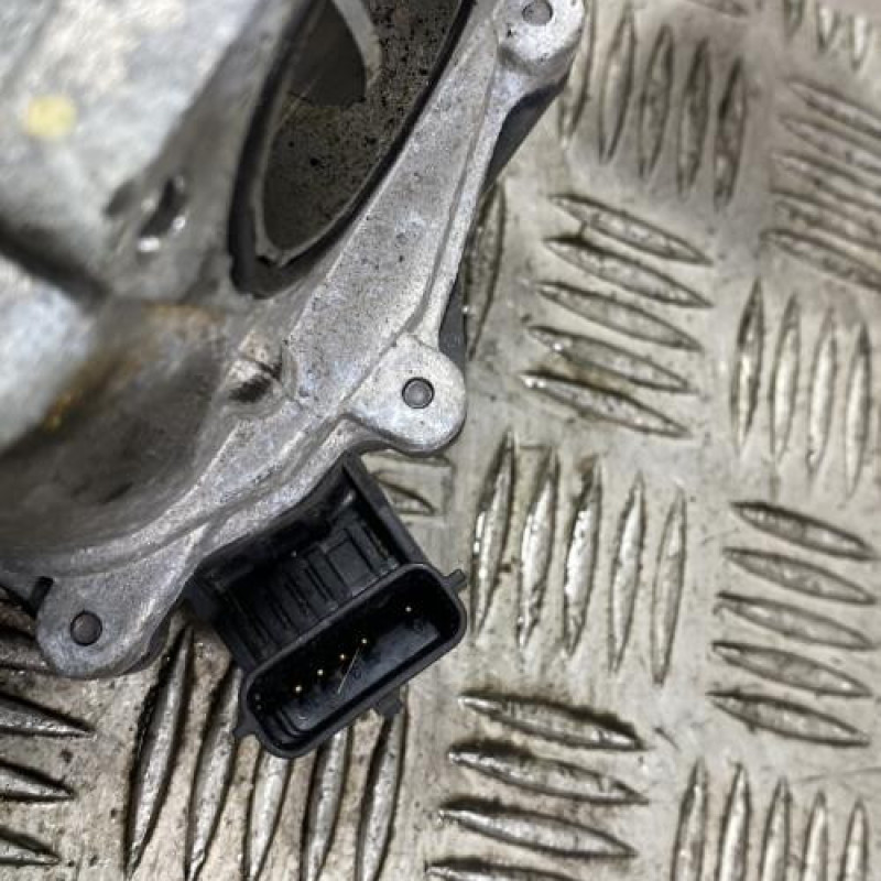 Boitier papillon RENAULT MEGANE 4 Photo n°3