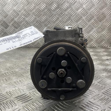 Compresseur clim RENAULT CLIO 5 Photo n°1