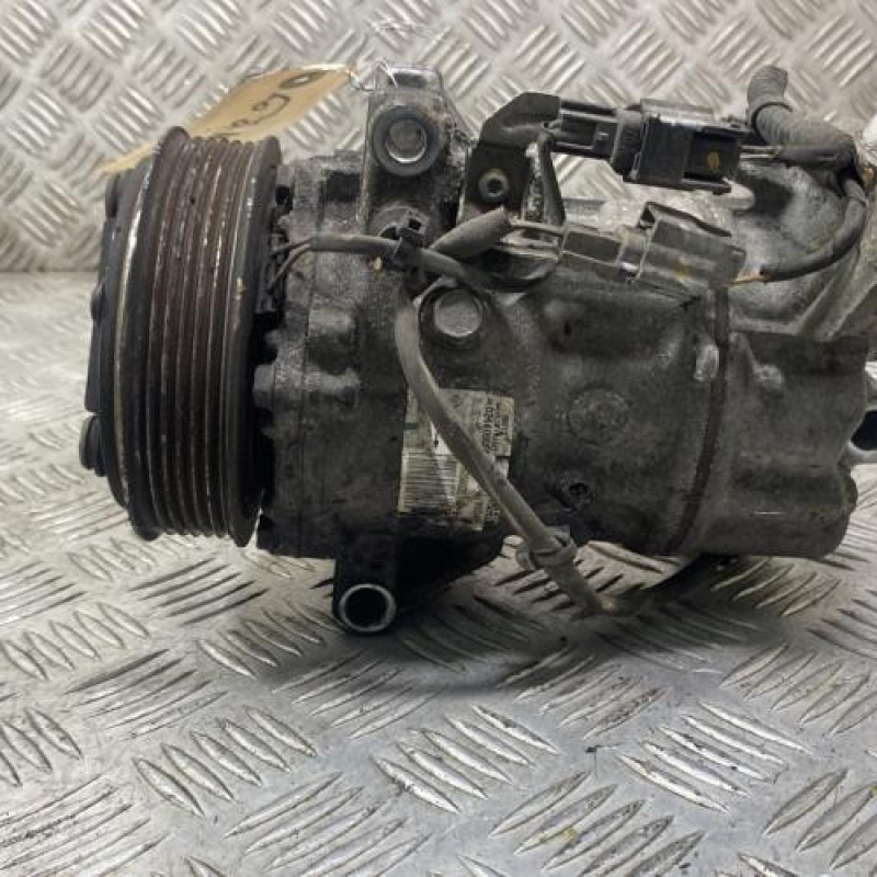 Compresseur clim RENAULT CLIO 5 Photo n°2