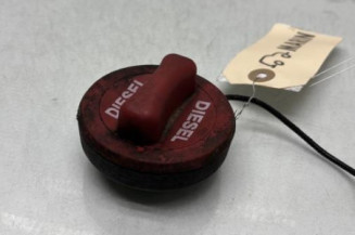 Bouchon de carburant MERCEDES CLASSE A 176 Photo n°1