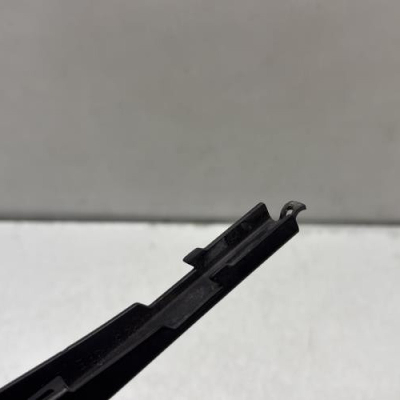 Bras essuie glace arriere MERCEDES CLASSE A 176 Photo n°4