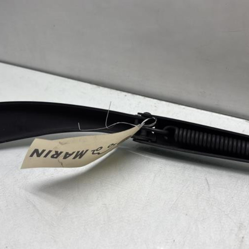 Bras essuie glace avant gauche MERCEDES CLASSE A 176 Photo n°3