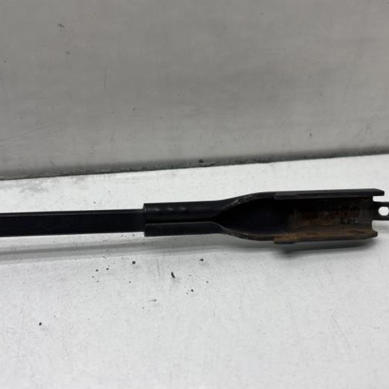 Bras essuie glace avant gauche MERCEDES CLASSE A 176 Photo n°4