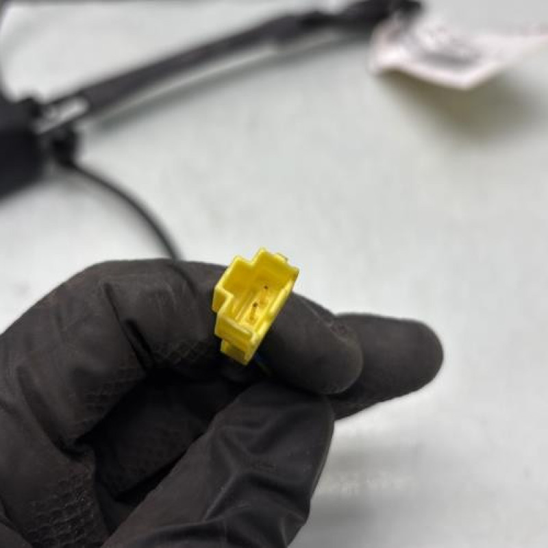 Attache ceinture avant droit MERCEDES CLASSE A 176 Photo n°3