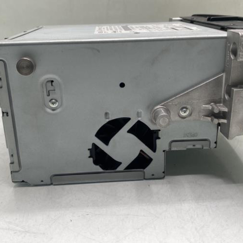 Autoradio d'origine MERCEDES CLASSE A 176 Photo n°5