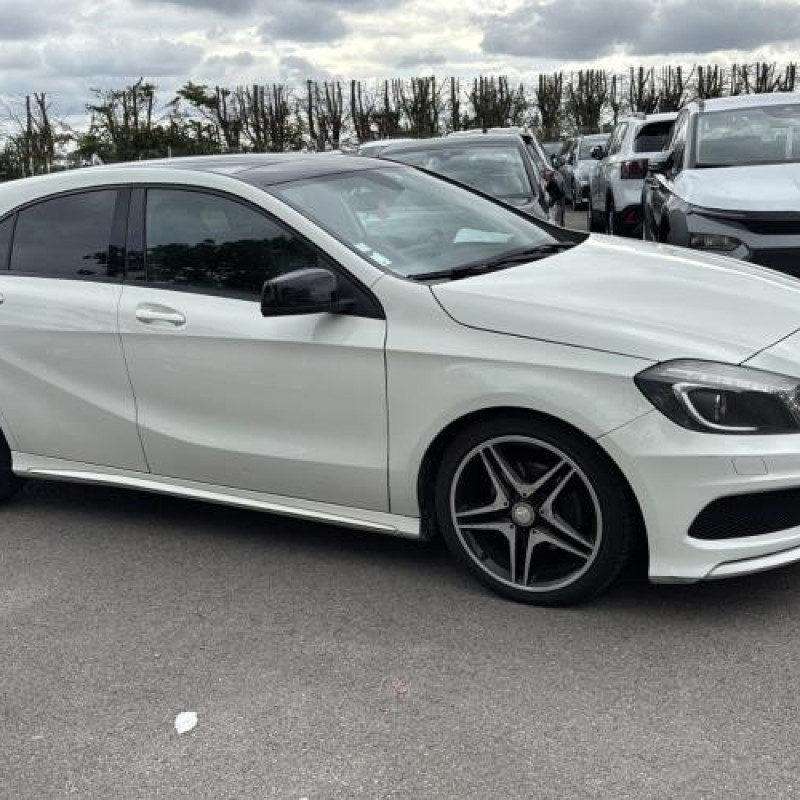 Avertisseur/Klaxon MERCEDES CLASSE A 176 Photo n°6