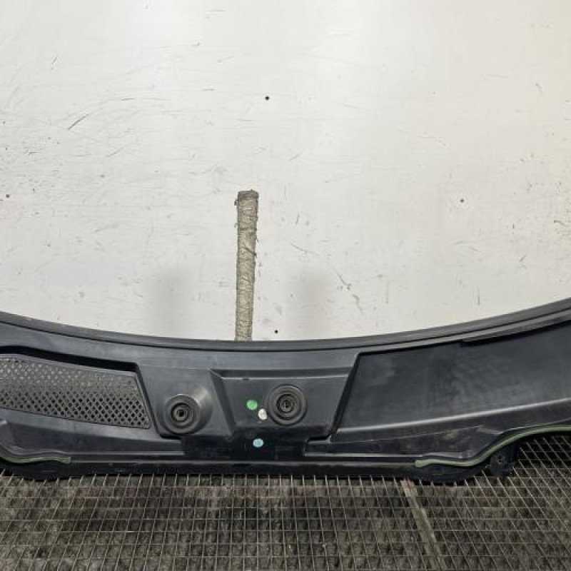 Baie de pare brise MERCEDES CLASSE A 176 Photo n°4