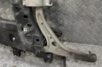 Berceau avant MERCEDES CLASSE A 176