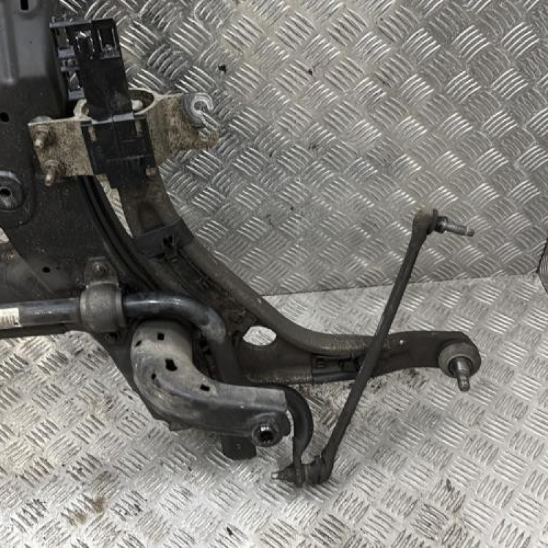 Berceau avant MERCEDES CLASSE A 176 Photo n°6