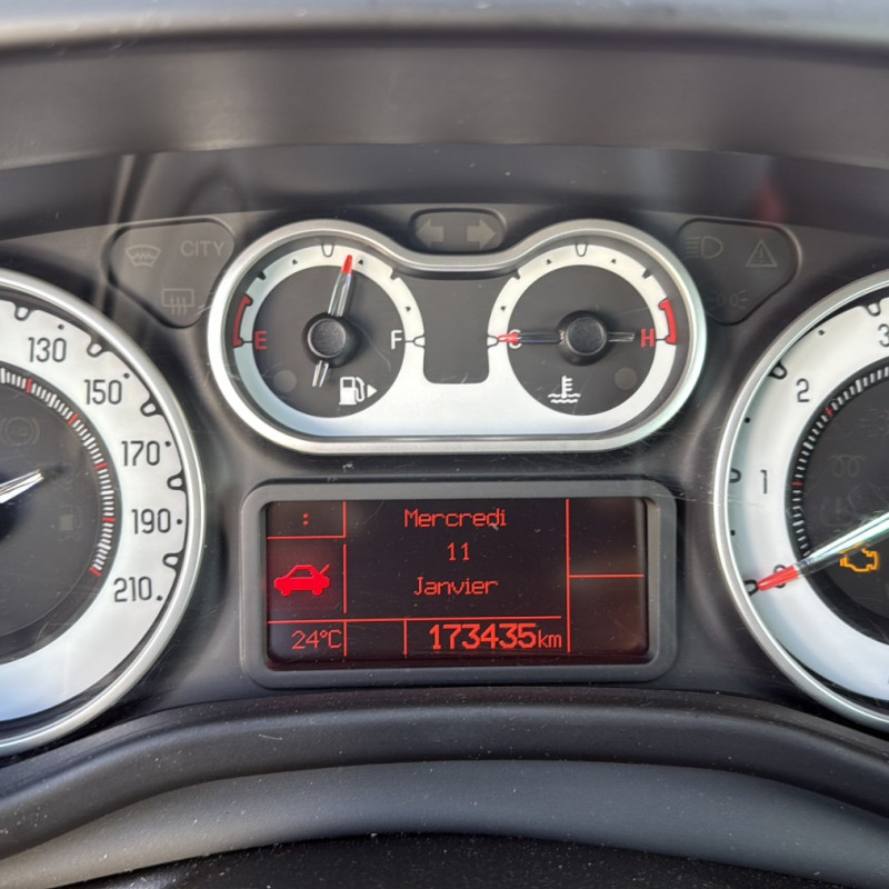 FIAT 500L LIVING PHASE 1 1.6 JTD - 16V TURBO MULTIJET Photo n°15