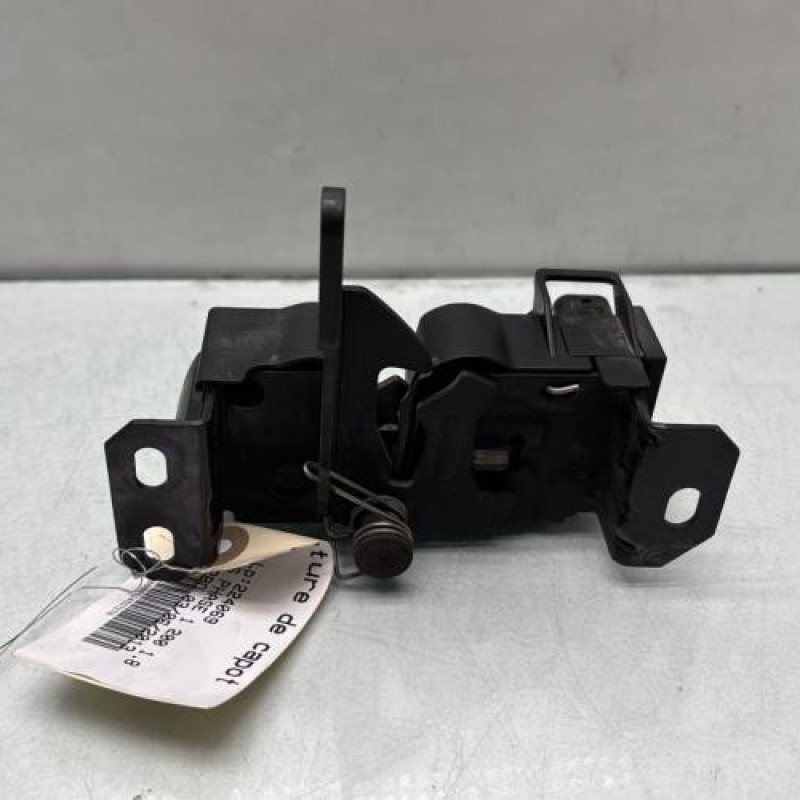 Fermeture de capot MERCEDES CLASSE A 176 Photo n°1